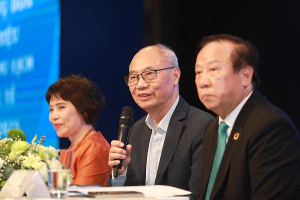 Ông Vũ Thế Bình - Chủ tịch Hiệp hội Du lịch Việt Nam nhấn mạnh định hướng hành động trong phần tổng kết Hội nghị