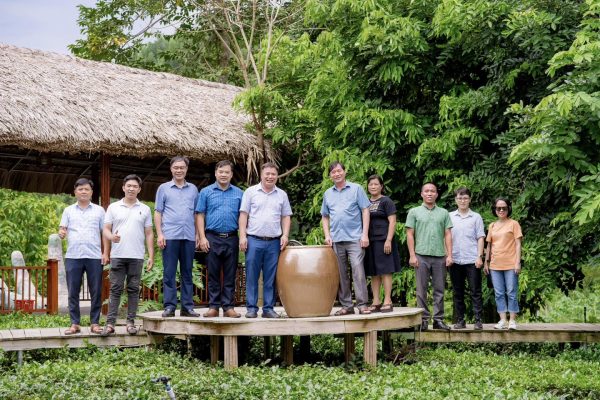 Đoàn khảo sát tại khu du lịch sinh thái bản Ven