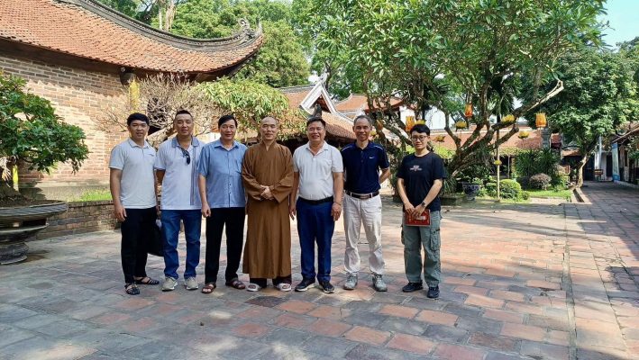 Đoàn khảo sát của Viện Kinh tế Du lịch đã tiếp tục khảo sát một số điểm du lịch của tỉnh Bắc Ninh