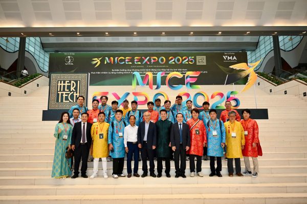 Một số đại biểu Quốc tế cùng tham gia sự kiện