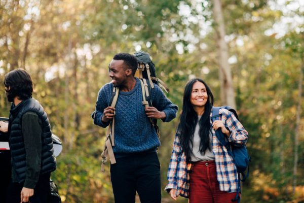 Du lịch góp phần gắn kết con người và các vùng miền, xây dựng cầu nối giữa các nền văn hóa... (Ảnh minh họa: CTV/Vietnam+)